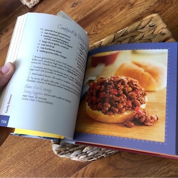 Crock-POT: Favorite Slow Cooker Recipes Hardcover Cookbook - Picture 2 of 4